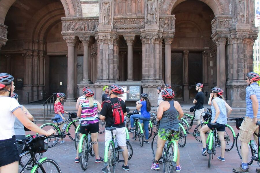 Boston: 2.5-Hour City View Bike Tour - Hybrid bike or e-bike: which should you choose?