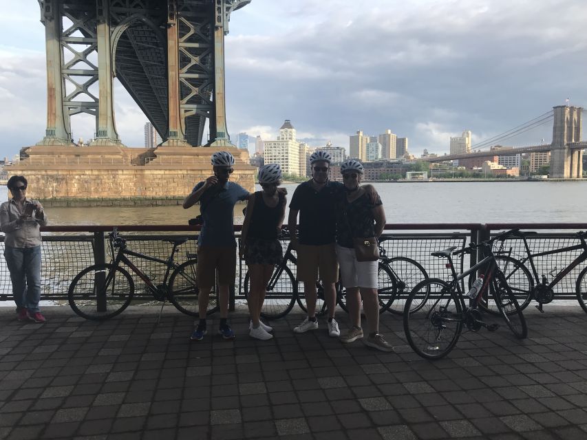 Brooklyn: 2-Hour Manhattan & Brooklyn Bridges Bike Tour - Courts, Brooklyn Heights, and the return to DUMBO