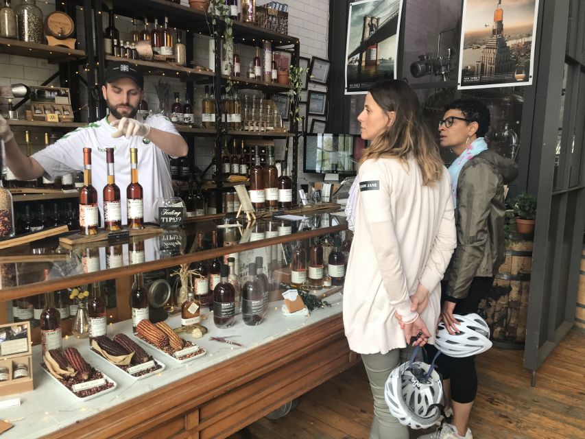 Brooklyn: Half-Day Cycling Tour - Red Hook brings the ride to the waterfront