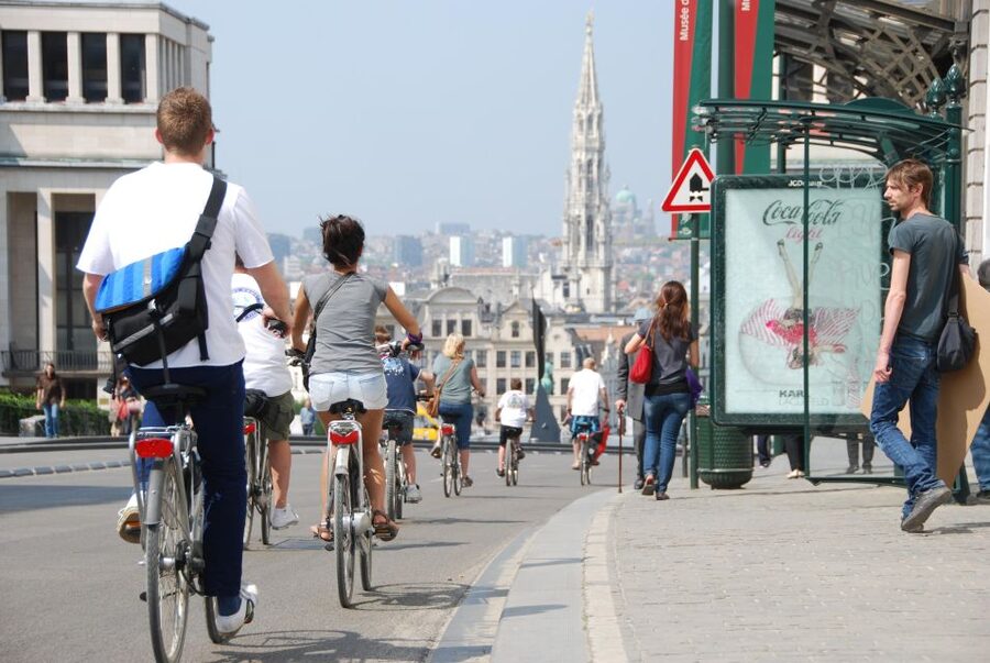 Brussels: Sightseeing Bike Tour - Meeting at Grand Place