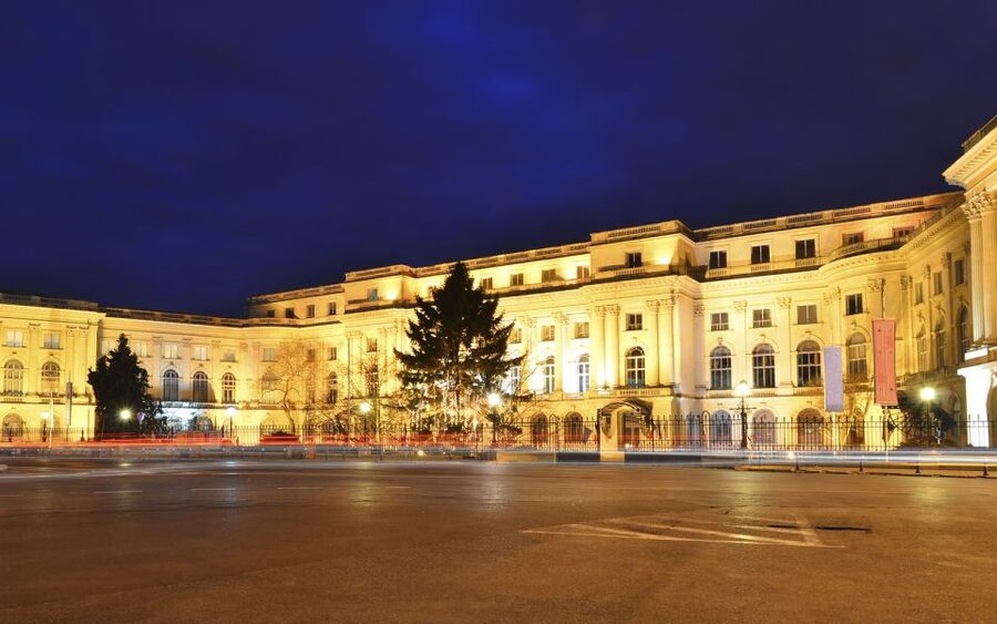 Bucharest: Half Day Bike Tour - The boulevards of Little Paris