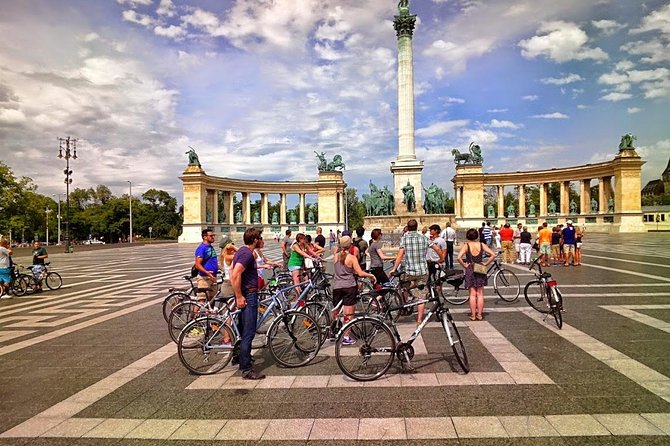 Budapest Bike Tour with Hungarian Goulash - Guide quality, group size, and the pace of the ride