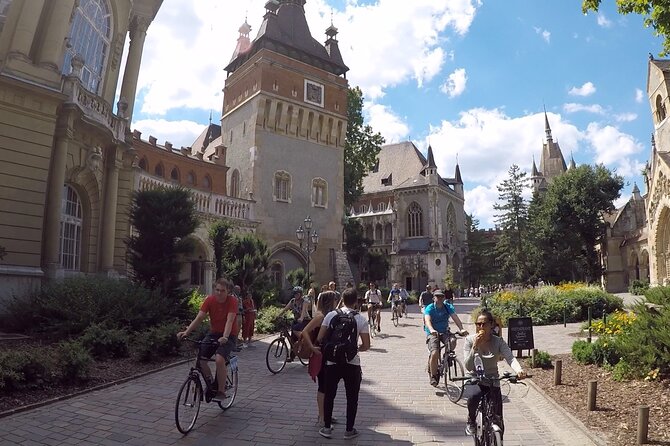 Budapest Highlights Bike Tour with a local guide - Elizabeth Bridge and the ride back