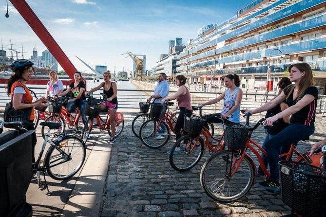 Buenos Aires Bike Tour: San Telmo and La Boca Districts - La Boca and the bright streets around Caminito