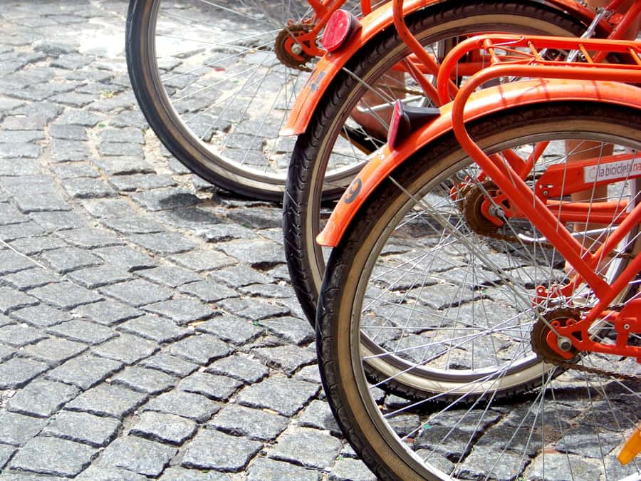Buenos Aires Bike Tour: South or North Circuit - Bikes, safety, and comfort on city streets