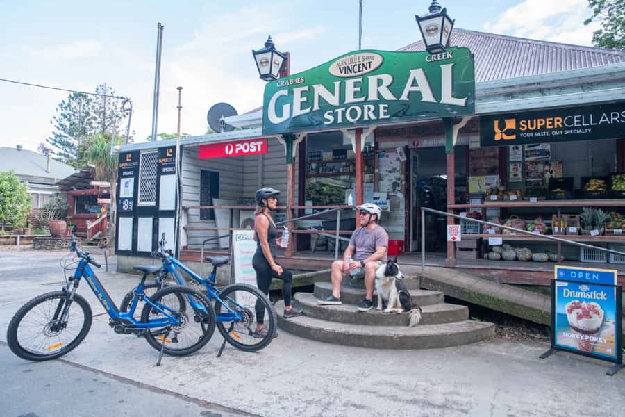 Byron Bay: Northern Rivers Rail Trail E-Bike Hire & Shuttle - Getting set up on a Moustache e-bike