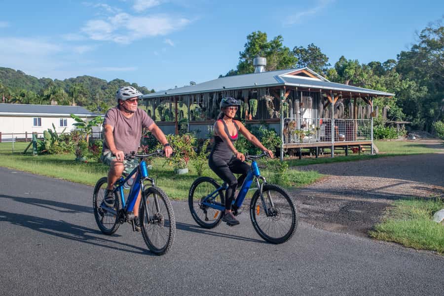 Byron Bay: Northern Rivers Rail Trail E-Bike Hire & Shuttle - Inside the 520m Burringbar Range tunnel