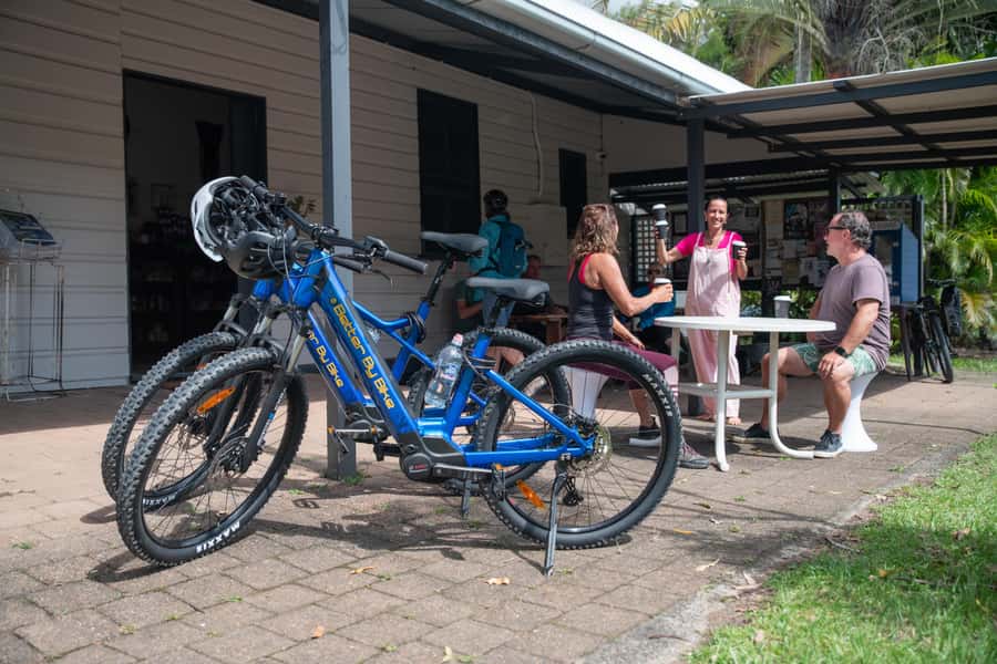 Byron Bay: Northern Rivers Rail Trail E-Bike Hire & Shuttle - Local stops, art, ice cream, and cheese