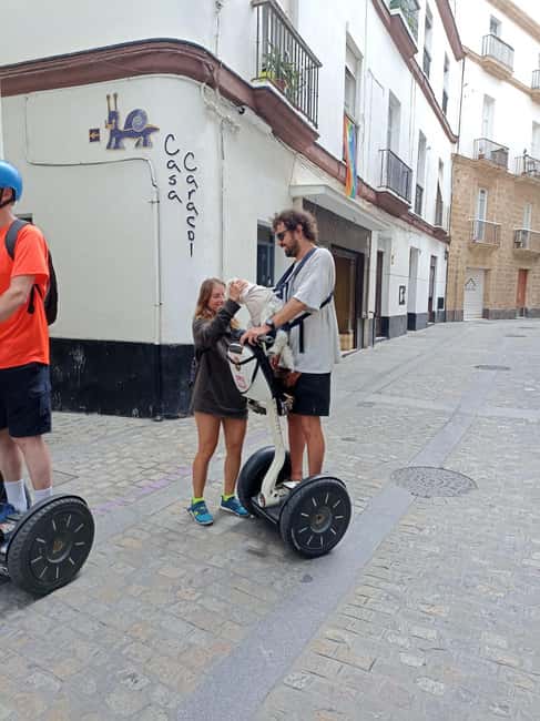 Cadiz: 1.45H Guided Segway/eScooters/EBikes for Big Groups - Key points to know before booking