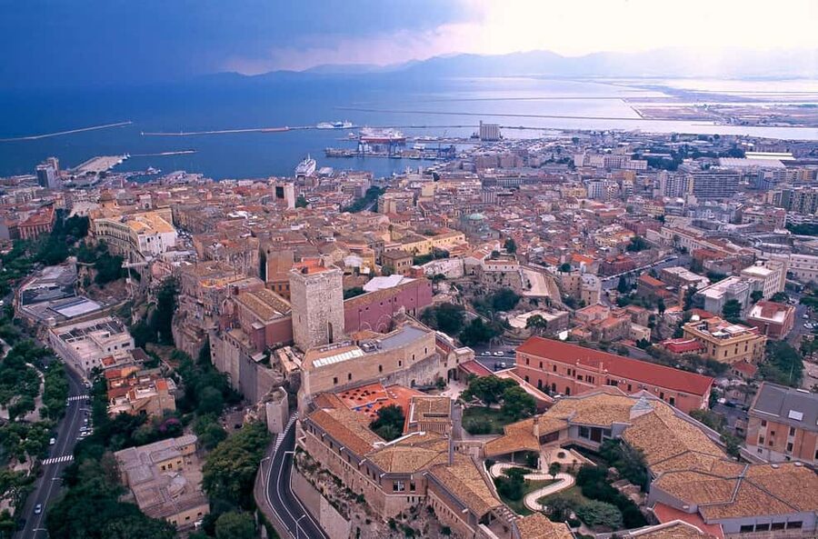 Cagliari: Guided Old Town Tour by Electric Bike - Marina: a useful starting point near the water