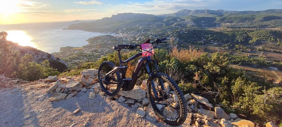 Calanques National Park: E-Mountain Bike with Virtual Guide - Key points to know before you ride