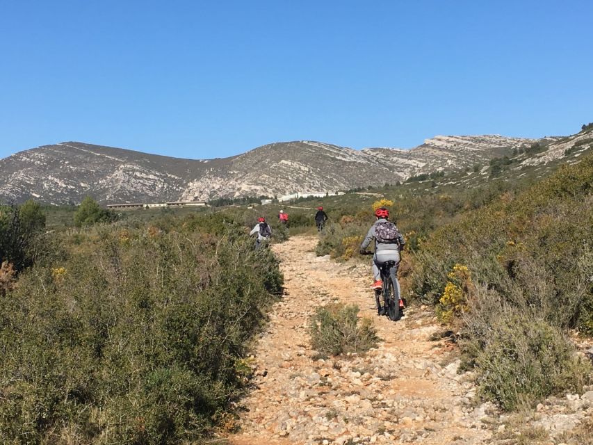 Calanques National Park: E-Mountain Bike with Virtual Guide - Who should book this ride
