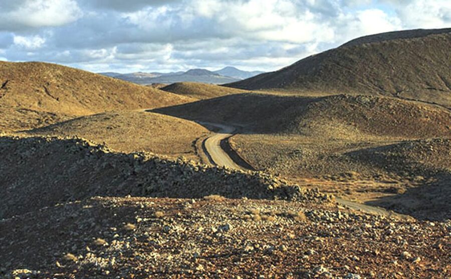 Caleta de Fuste/Corralejo: Guided E-Bike Tour & Crater Hike - What the $77 price includes