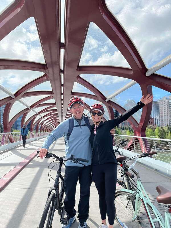Calgary: City Bike Tour, Highlights and Bow River - Calgary by bike: the key points