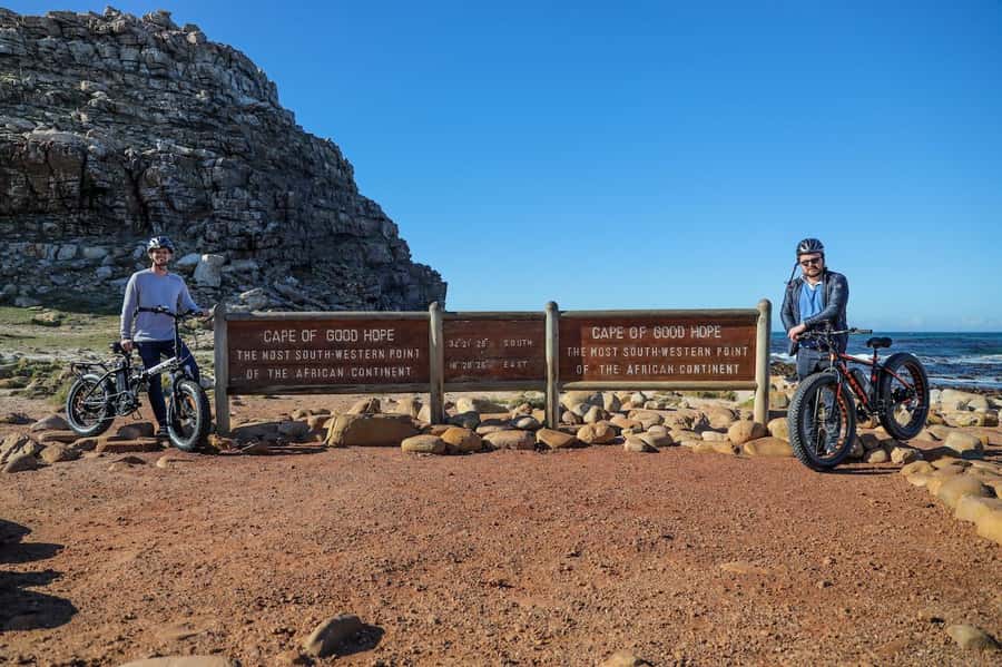 Cape Town: E-Bike Cape Peninsula Tour - How the guide shapes the experience