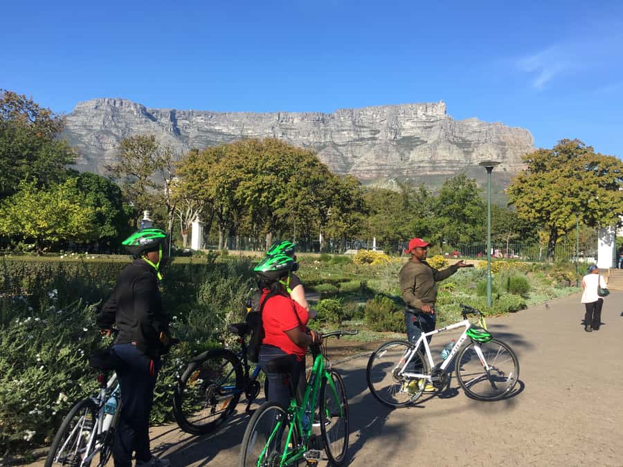 Cape Town Guided City Cycling Heritage Tour - Private Tour - Company Gardens, Parliament, and a welcome coffee break