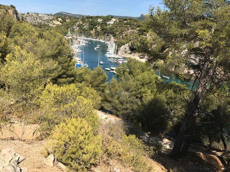 Cassis: Calanques and Viewpoints Tour by Mountain E-Bike - Climbing to the ridges above Cassis Bay