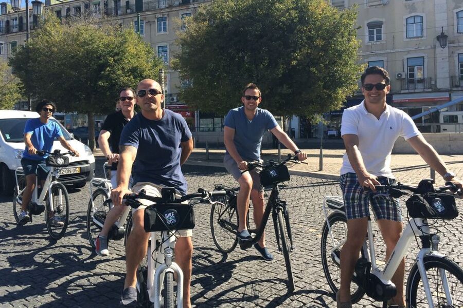 Central Lisbon 3-Hour Guided E-Bike Tour - Rolling down Avenida da Liberdade