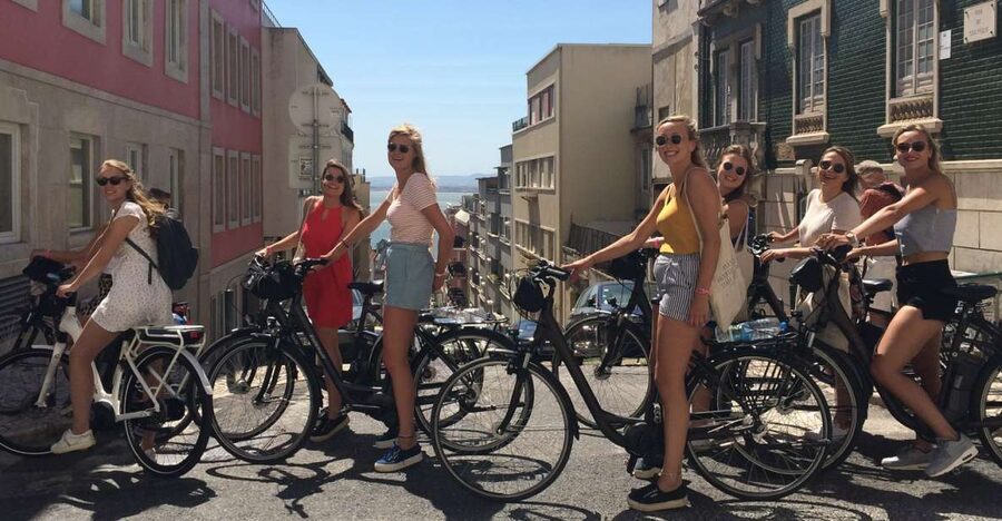 Central Lisbon 3-Hour Guided E-Bike Tour - Along the Tagus toward Time Out Market