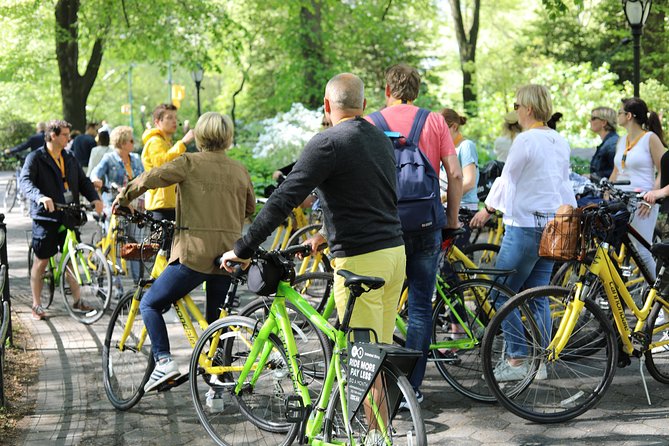 Central Park NYC Highlights Small-Group Bike Tour - Riding around the Jackie Onassis Reservoir