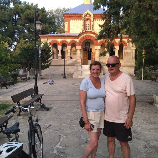 Chania Alternative Sunset Bike Tour - Halepa, Chania’s aristocratic district