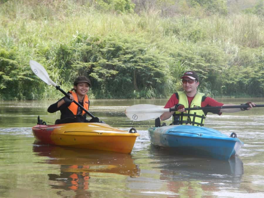 Chiang Mai: 25km Leisure Mountain Biking & Jungle Kayaking - Wat Ban Den sets the tone