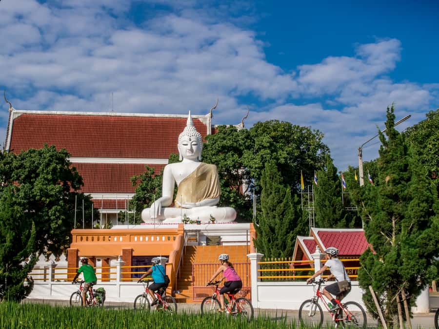 Chiang Mai Countryside E-bike Ride with Expert Guide & Lunch - Wat Phra That Hariphunchai and old Lamphun lanes