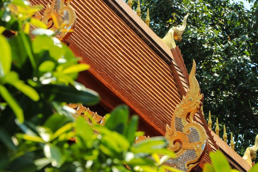Chiang Mai: Half-Day Old Town Cycling Tour - Quiet temples away from the main route
