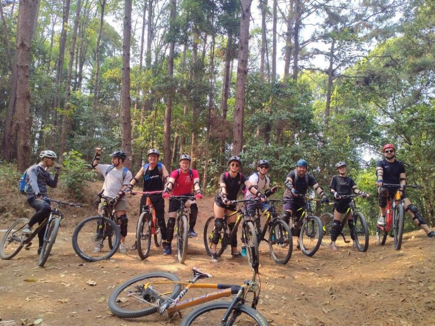 Chiang Mai: Suthep National Park Hiking & DH Mountain Biking - The guides and small-group feel