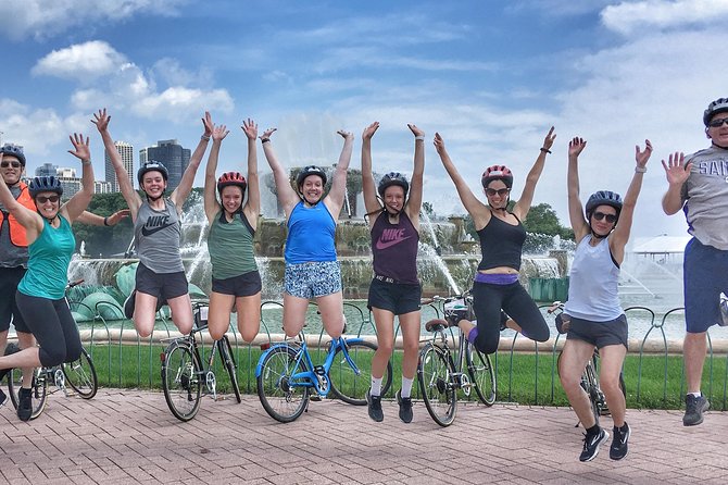Chicago's Ultimate City Bike Tour - What the guides add to the ride
