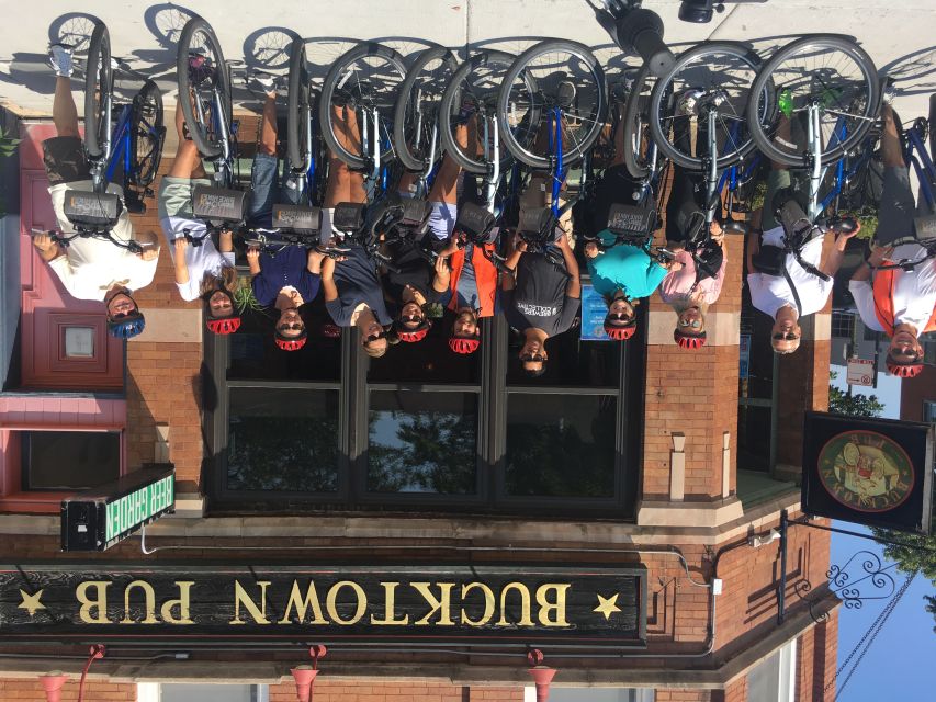 Chicago: Westside Food Tasting Bike Tour with Guide - Mansions and Wicker Park streets
