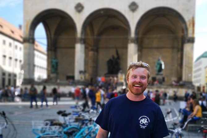 Classic Mike's Bike Tour daily @ 11.30 incl Beer Garden & Surfers - One hour in the English Garden