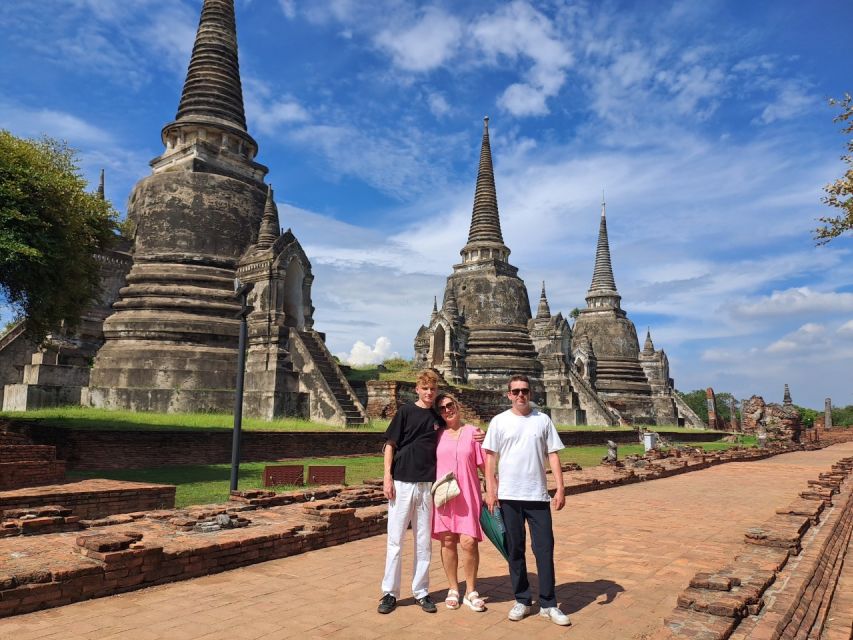 Colors of Ayutthaya: UNESCO Heritage 6 hour Bicycle Tour - A riverside Thai lunch around 12:30