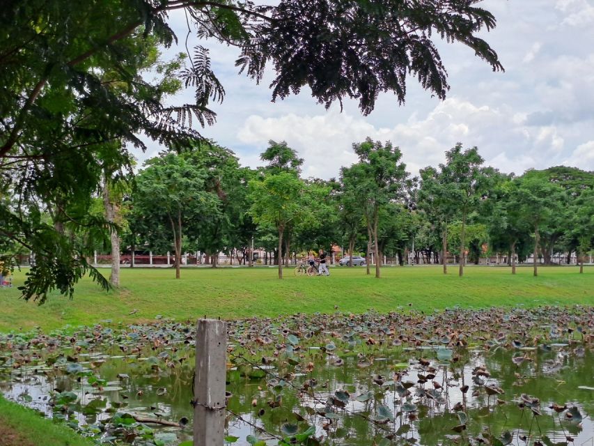 Colors of Ayutthaya: UNESCO Heritage 6 hour Bicycle Tour - Wat Chaiwatthanaram on the Chao Phraya River
