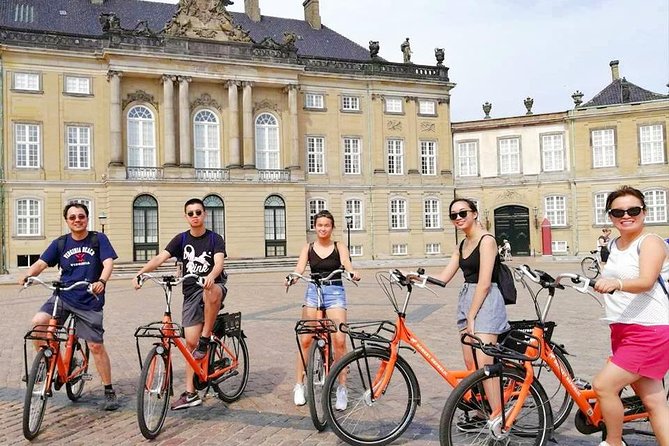 Copenhagen: 3 Hour Private Bike Tour - Rosenborg Castle and a Change of Pace