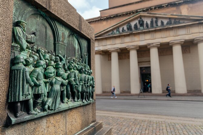 Copenhagen Private Tour: Highlights & Hidden Gems by Bike or Foot - Should you book the Copenhagen private tour?