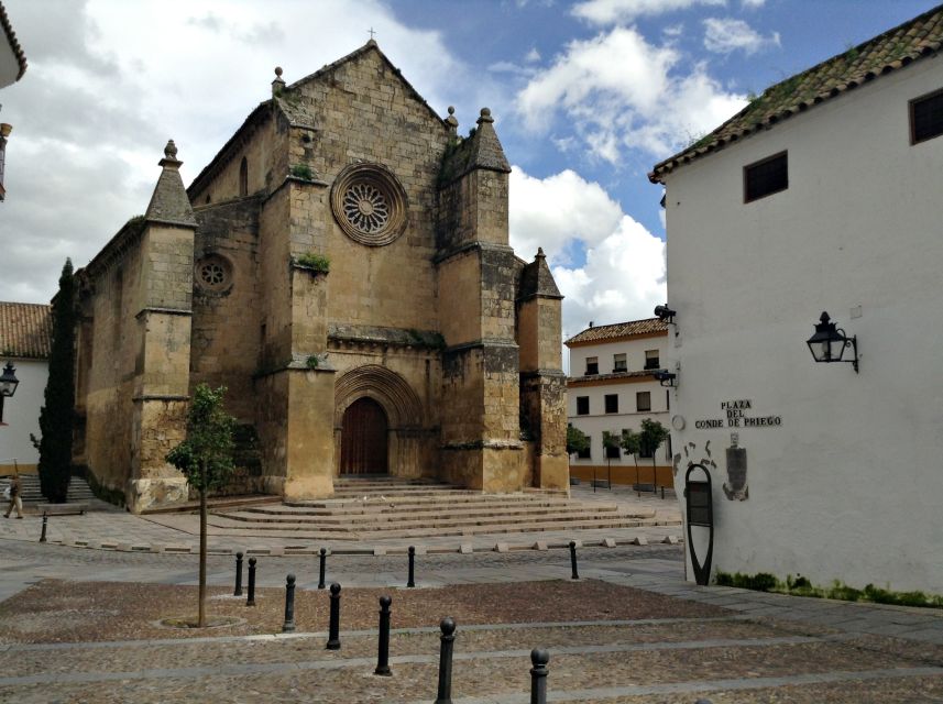 Cordoba: Bike Tour (E-Bike Available) - Starting behind Córdoba City Hall