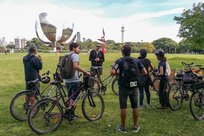 Cultural Experience by Bike around Palermo and Recoleta Max 6 ppl - Floralis Genérica and the Law School