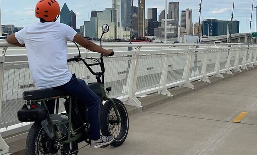 Dallas: Downtown E-Bike Sightseeing and History Tour - Klyde Warren Park provides a green pause