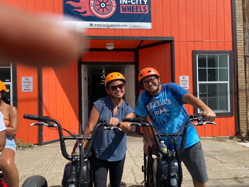 Dallas: Downtown E-Bike Sightseeing and History Tour - Meeting at the orange In-City Wheels office