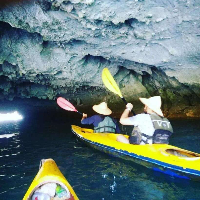 Đảo Cát Bà : 1Day Kayaking,Swimming,Cycling,Snorkeling,Lunch - Kayaking through Bright, Dark, and Bat caves