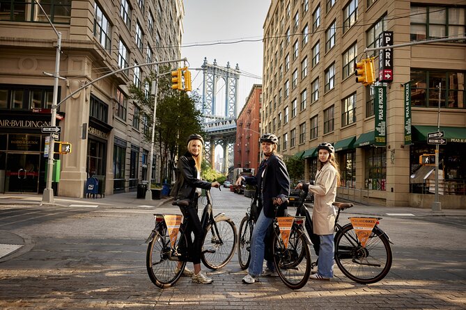Downtown Bike Tour with Stylish Dutch Bikes - At a glance: what matters most