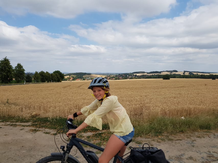 Dresden: E-Bike Tour and Dresden Heath Forest Trails - The Wachbergschänke stop and its Dresden view