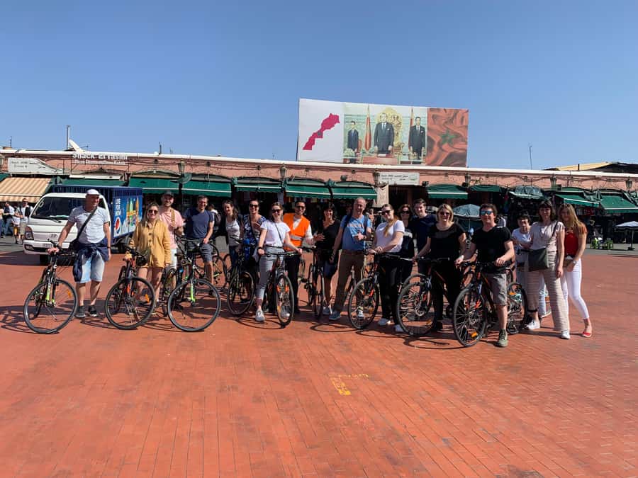 Dutch Bike Tour in Marrakech with Local Guide - Koutoubia Mosque and Bab Agnaou