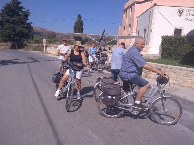 e-Bike Guided Tour to Myli Gorge with Full Lunch included - Roussospiti lunch with a hilltop view