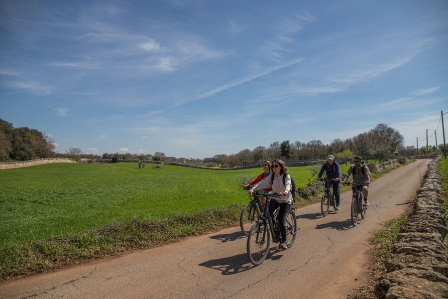 e-Bike ring tour between Martina Franca and Locorotondo - Timing, comfort, and what to bring
