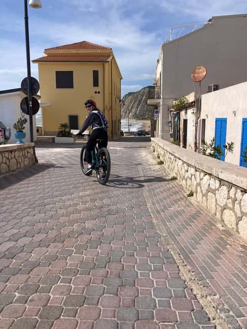 E-Bike Scala dei Turchi: Food tasting, villages, snorkeling, nature reserve - Who Should Book This Ride