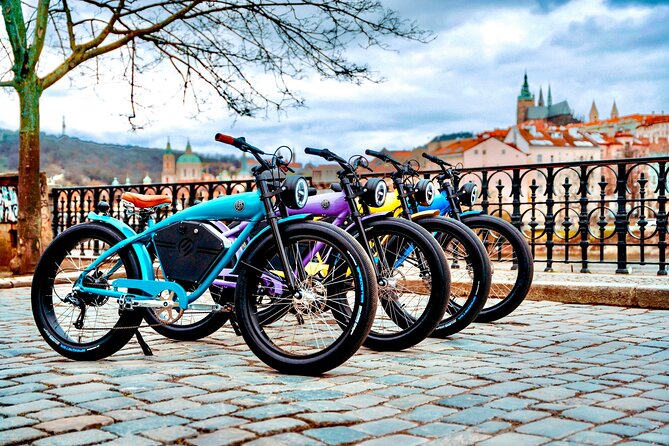 E-BIKE TOUR: 10 Must-See Landmarks & Viewpoints in Prague 1-8per. - Why this route works so well on your first day