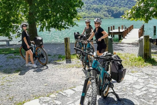 E-Bike Tour around Three Lakes and Idyllic Mountain Life - Naggio and the first view of Lake Lugano