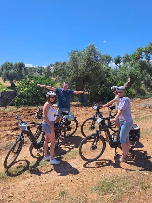E-bike tour from Monopoli to the rocky village of St. Andrew - Starting behind Monopoli railway station